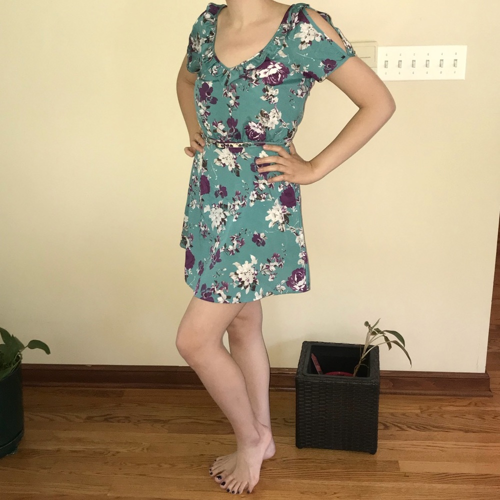 Flower Cold-Shoulder Dress